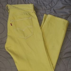 Mens yellow Levi's